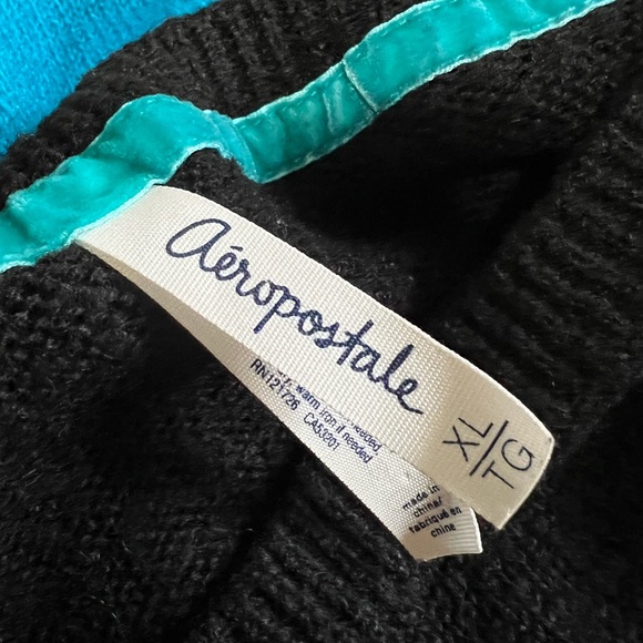 🌷Aeropostale crew neckline sweater - Picture 5 of 5